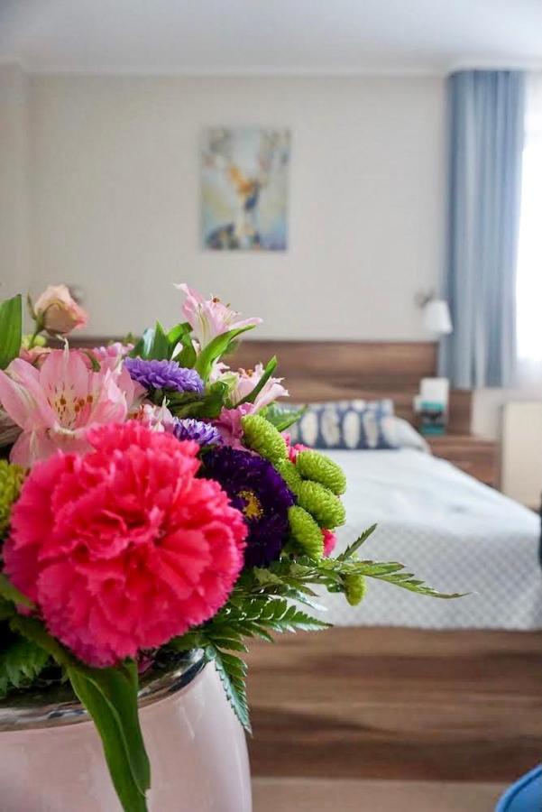 Hotel Victoria 올쿠시 외부 사진