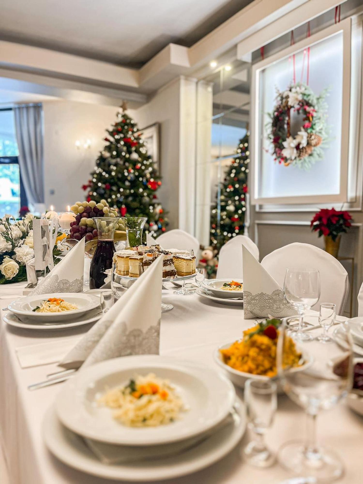 Hotel Victoria 올쿠시 외부 사진