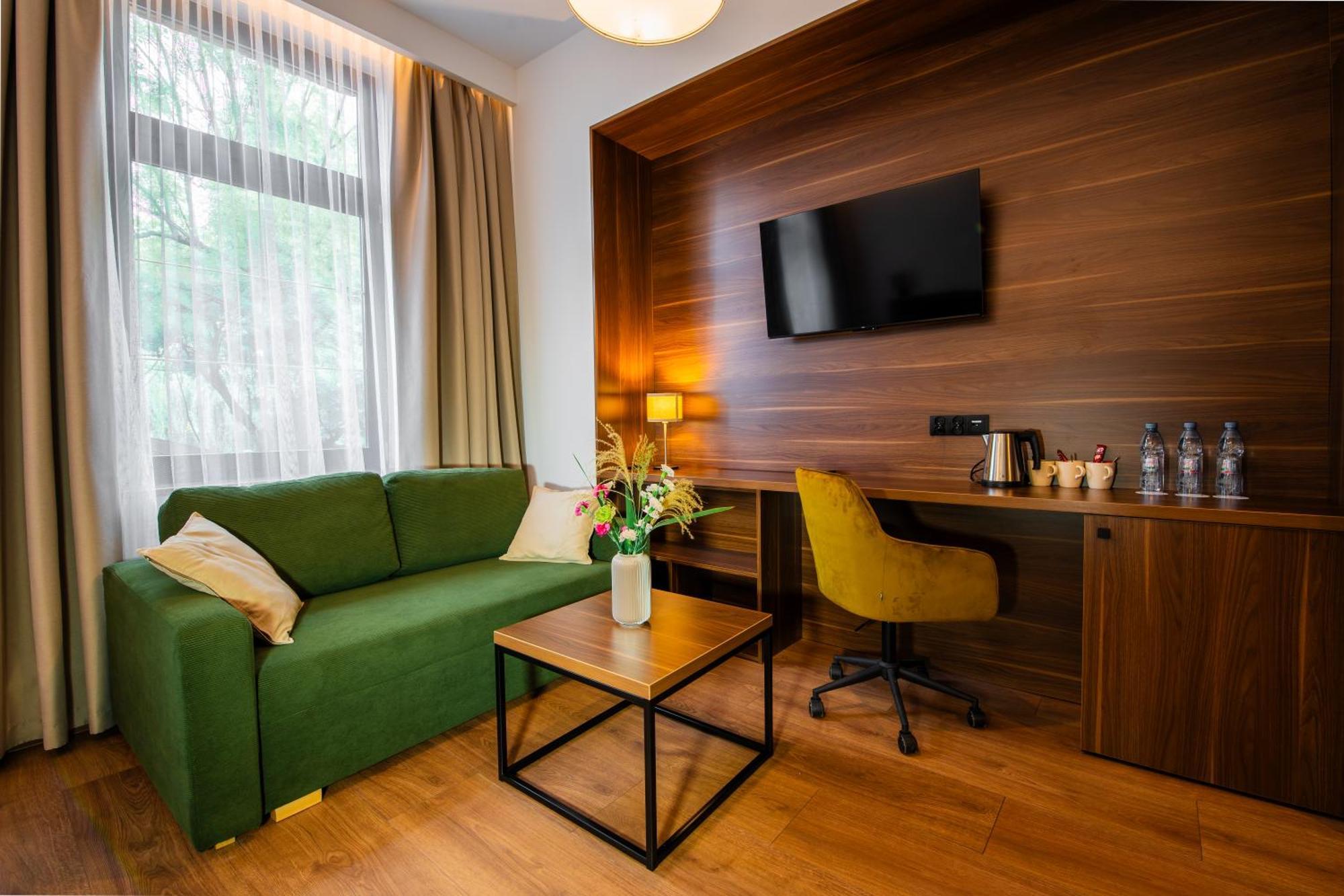 Hotel Victoria 올쿠시 외부 사진